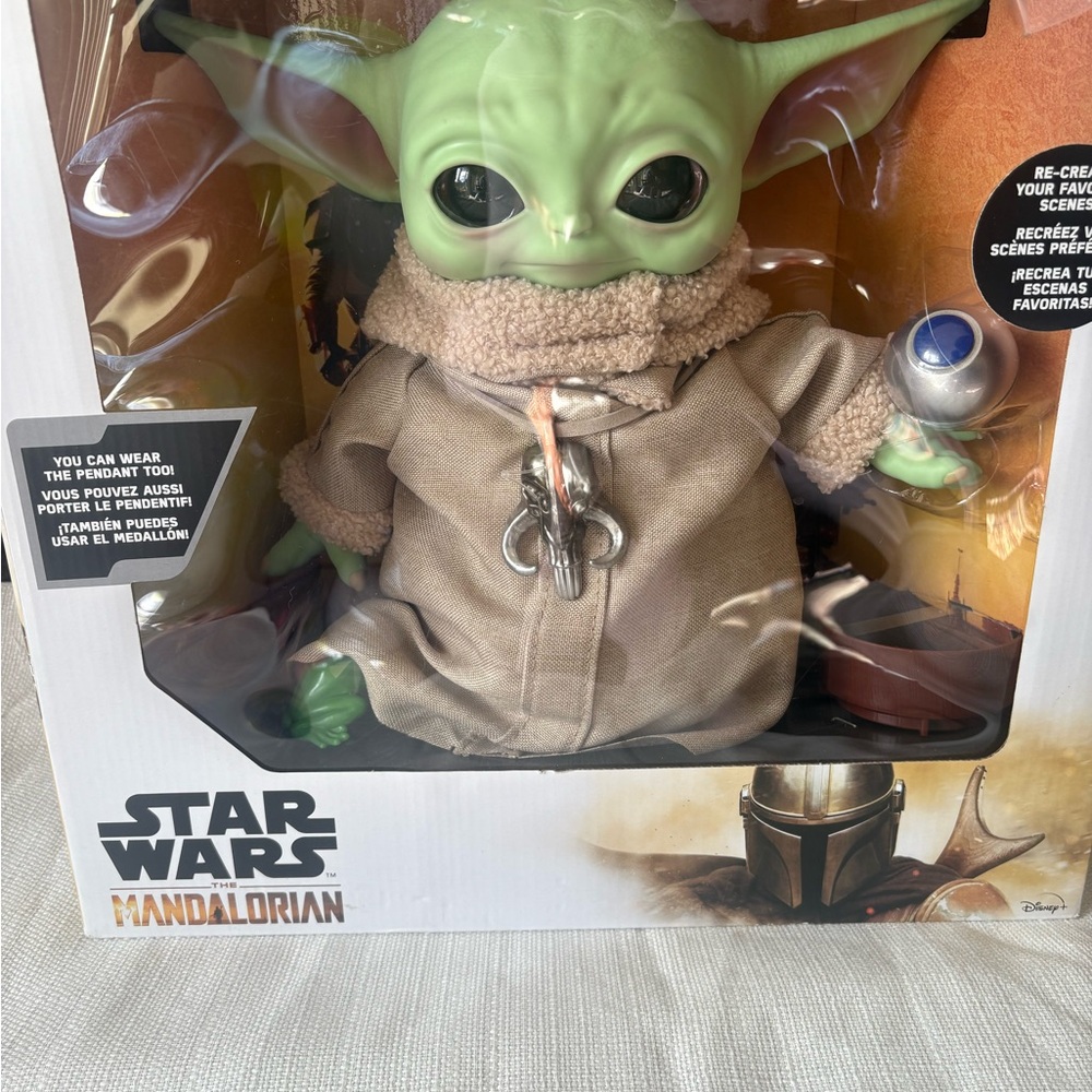 MATTEL Star Wars The Mandalorian 12" Figure The Child